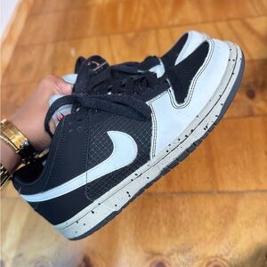 Nike GS dunk low “Jordan Pack”